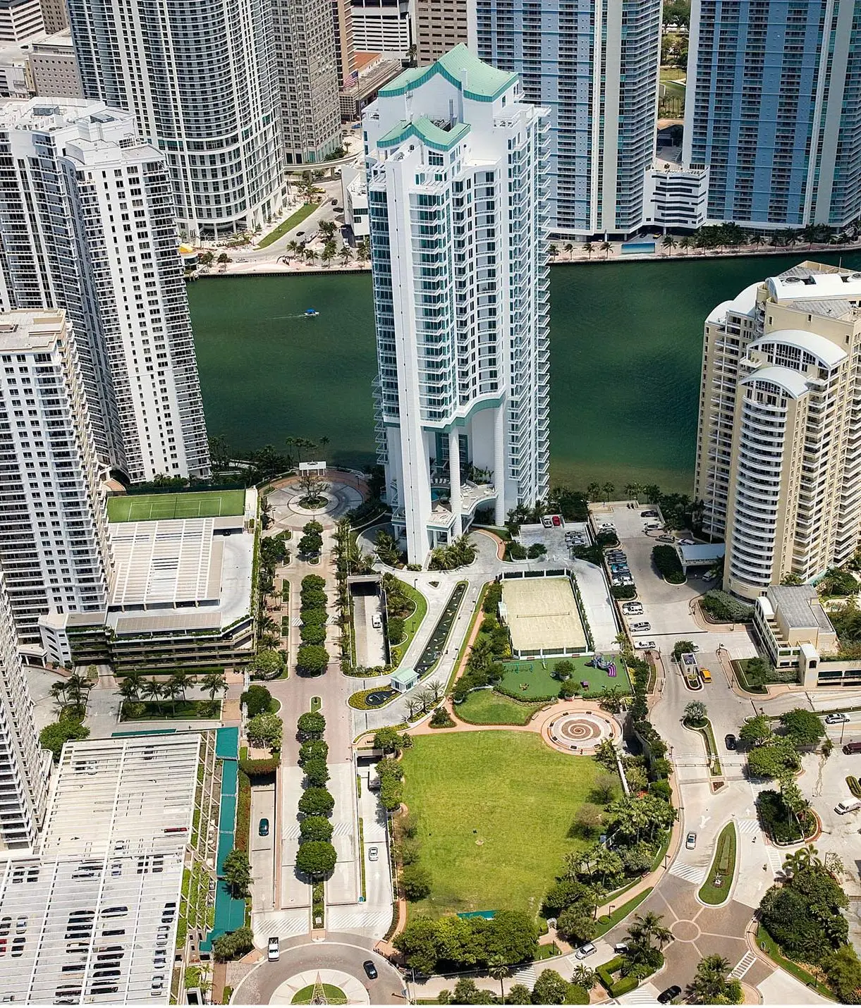 Asia Brickell Key, 900 Brickell Key Blvd, Brickell Key