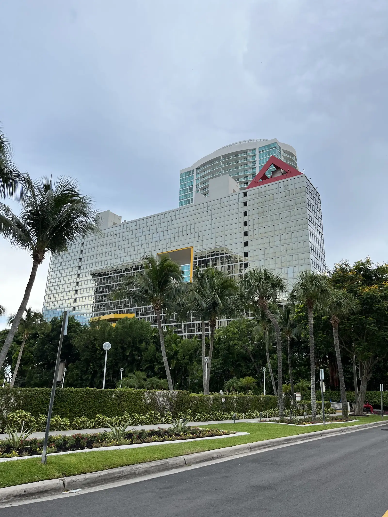 Atlantis on Brickell, 2025 Brickell Ave, Brickell