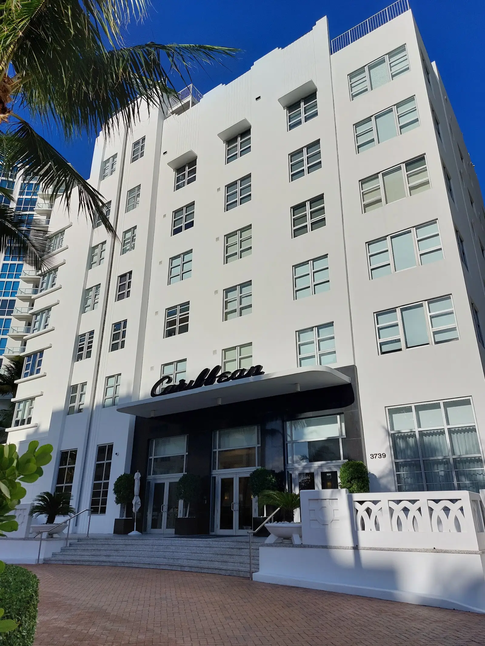 The Caribbean, 3737 Collins Ave, Mid-Beach