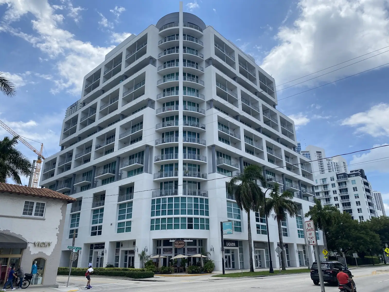 City 24, 350 NE 24th St, Edgewater