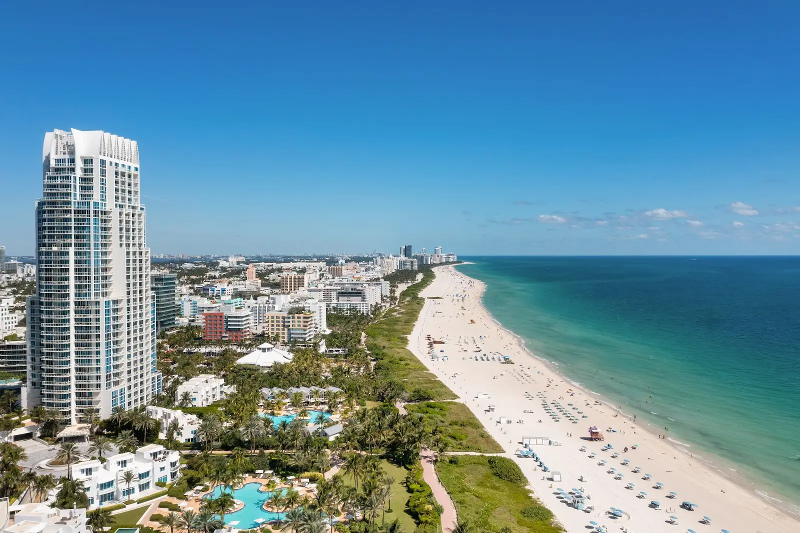 Continuum North Tower, 50 S Pointe Dr, South of Fifth