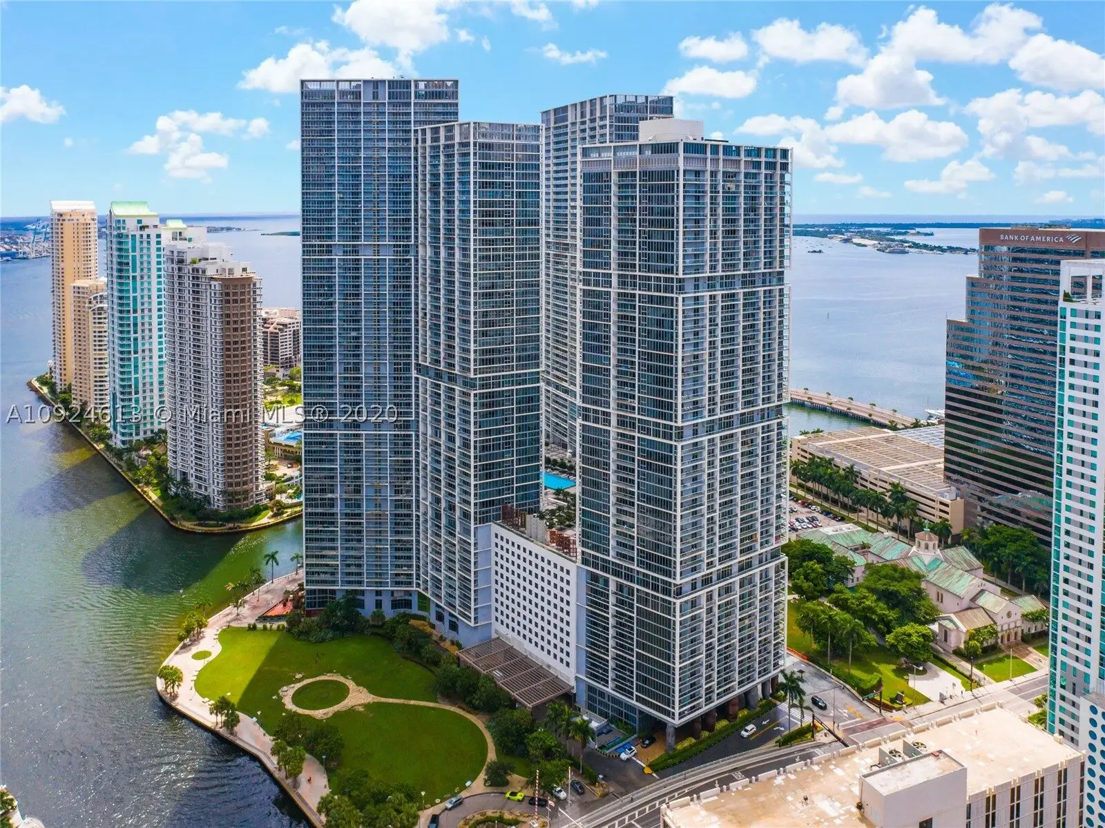 Icon Brickell Tower 2, 495 Brickell Ave, Brickell