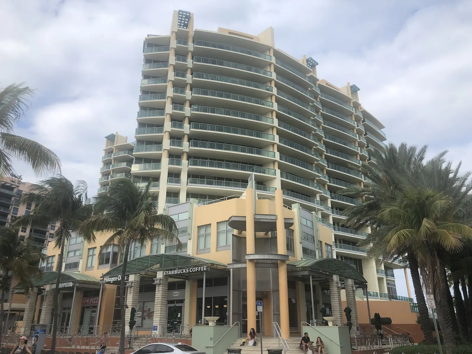 Il Villaggio, 1455 Ocean Dr, South Beach