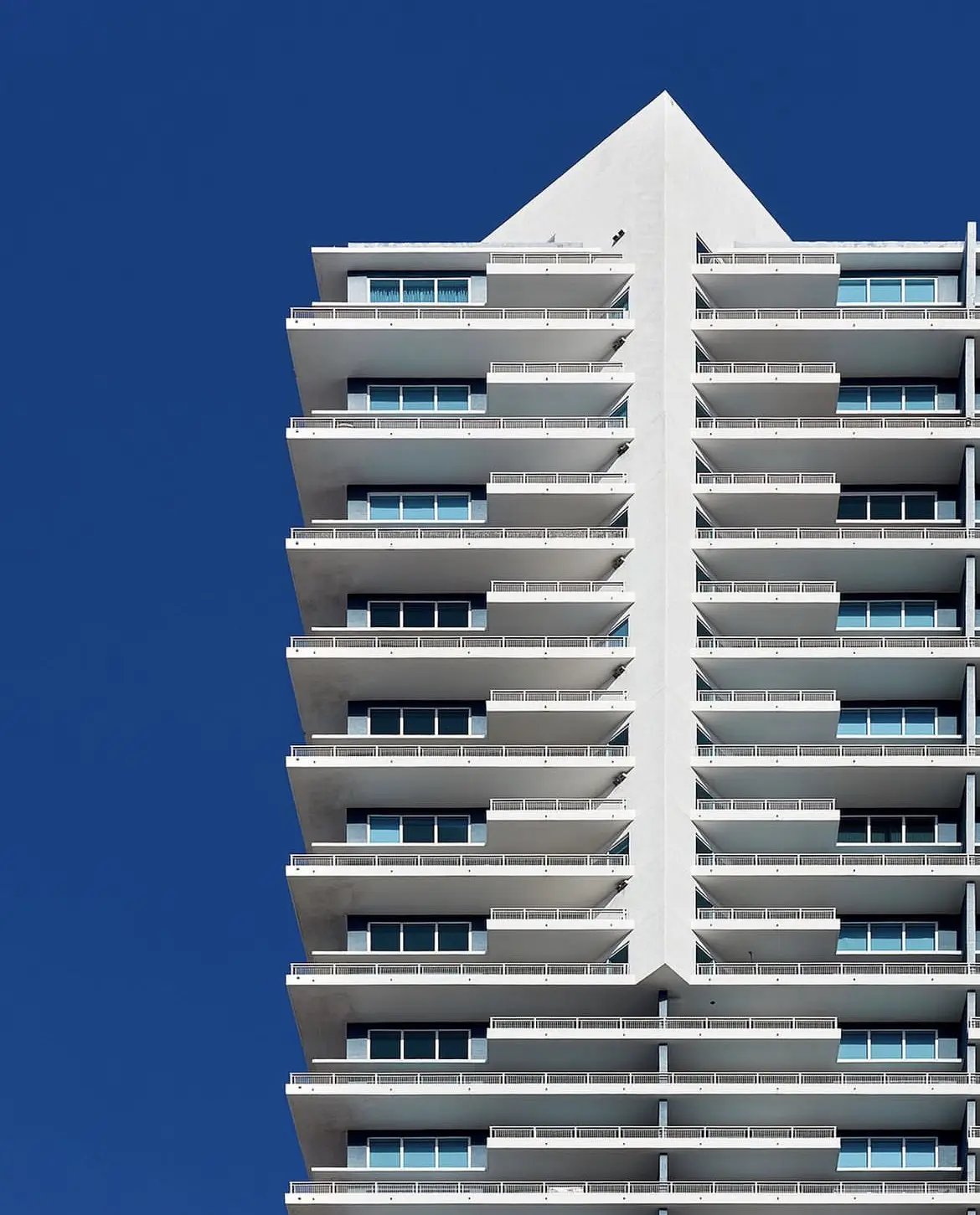 Infinity at Brickell, 60 SW 13th St, Brickell