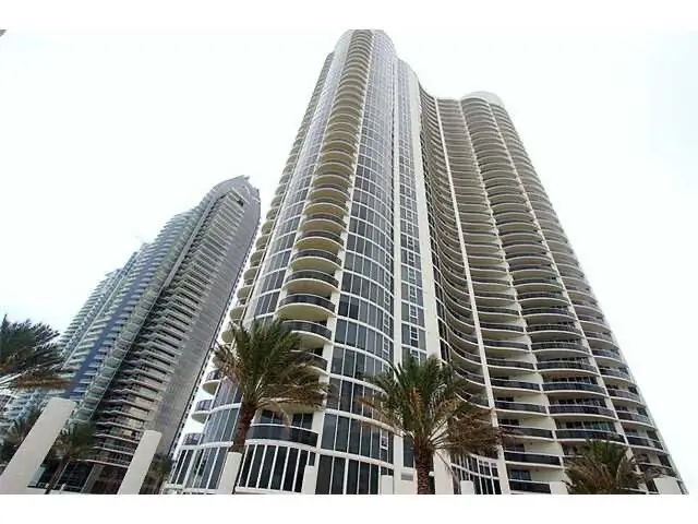 Ocean Four, 17201 Collins Ave, Sunny Isles Beach