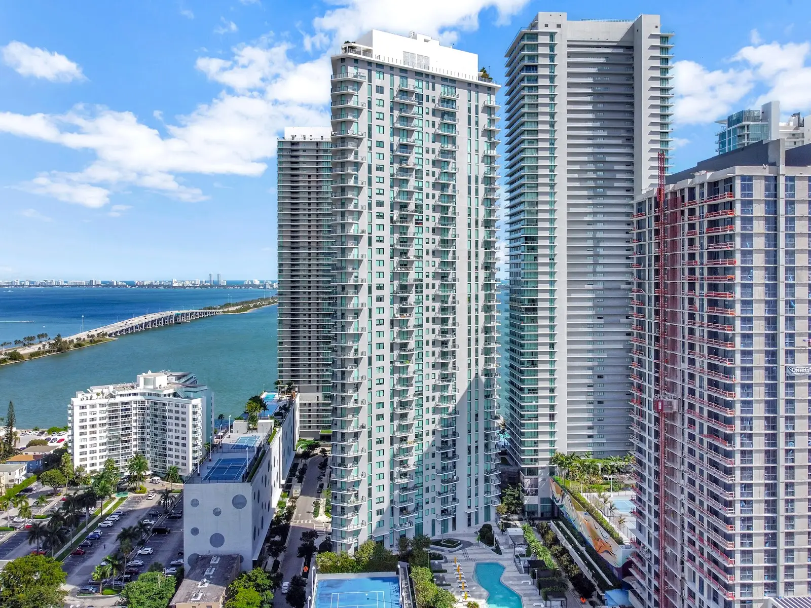 Paraiso Bayviews, 501 NE 31st St, Edgewater