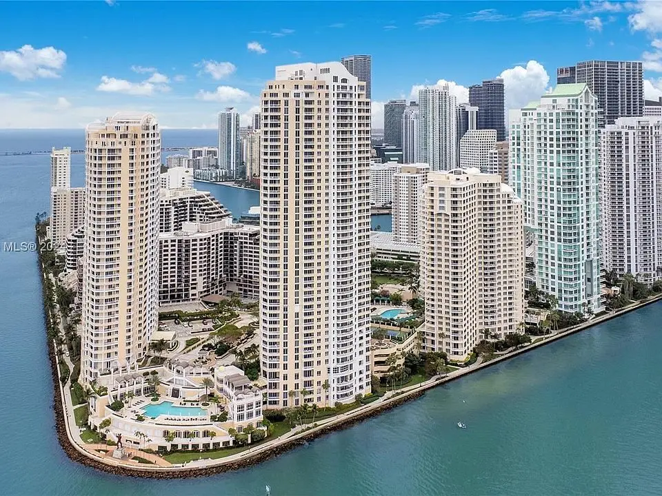 Three Tequesta Point, 848 Brickell Key Dr, Brickell Key