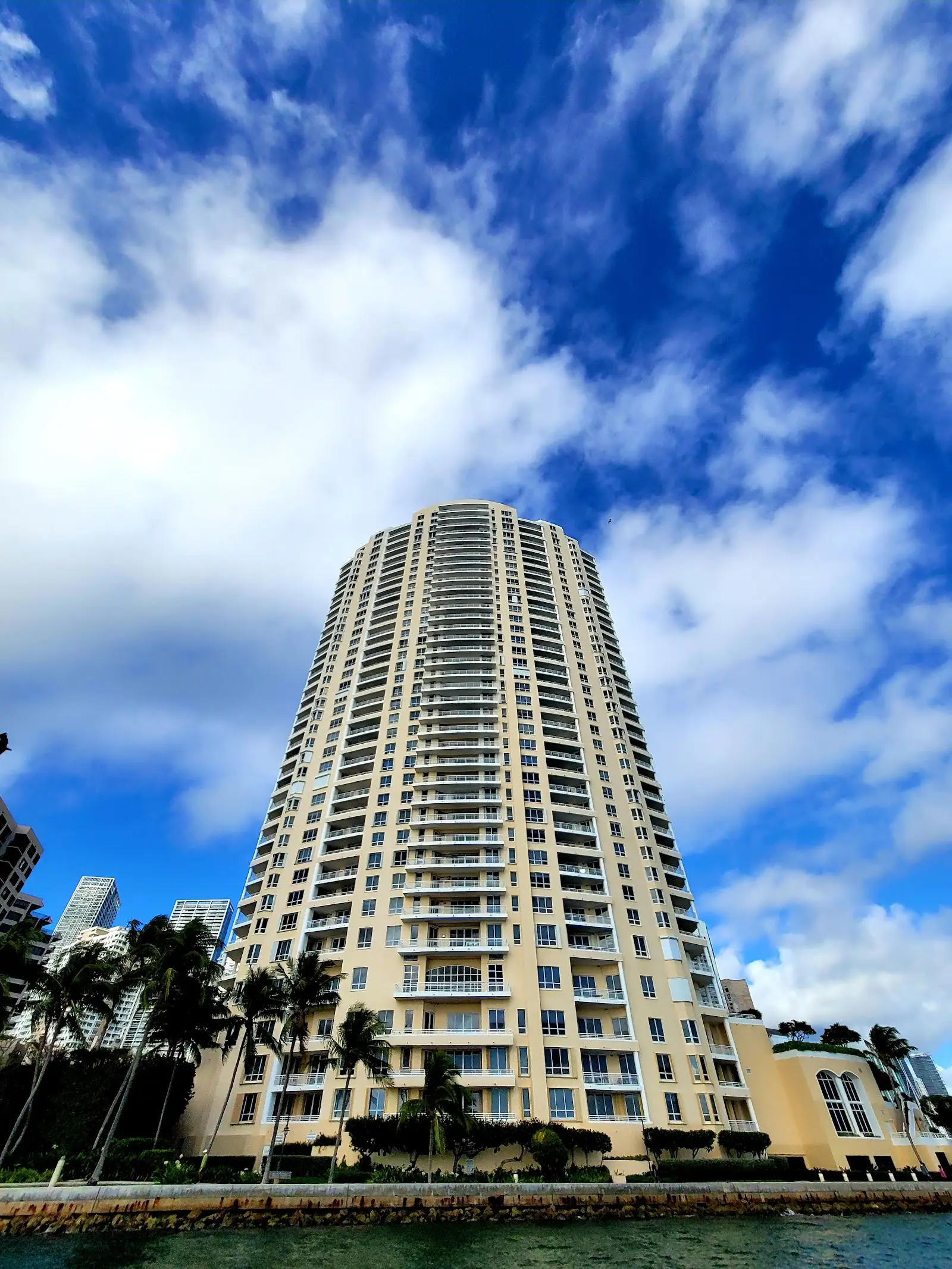 Two Tequesta Point, 808 Brickell Key Dr, Brickell Key