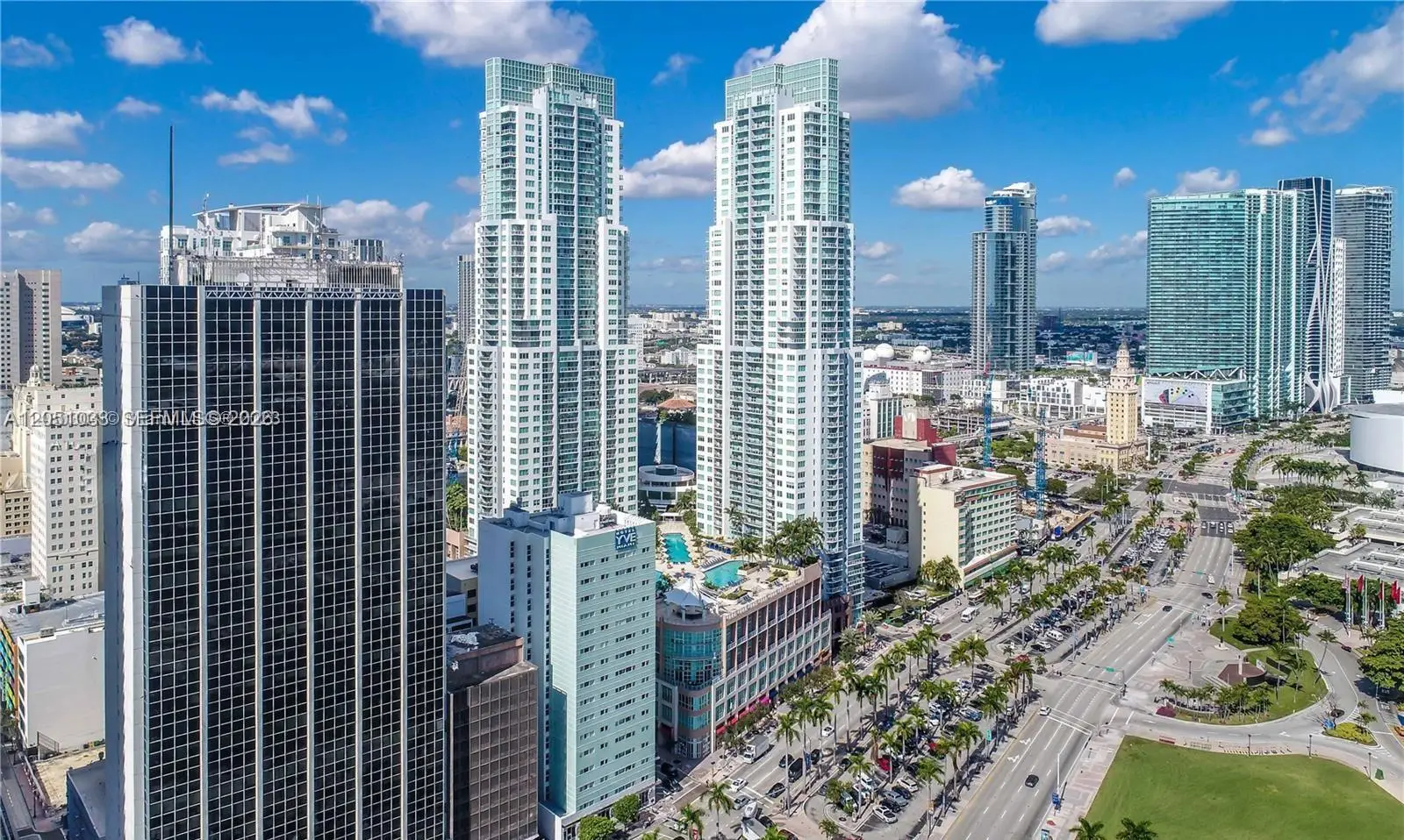 Vizcayne South, 253 NE 2nd St, Downtown Miami