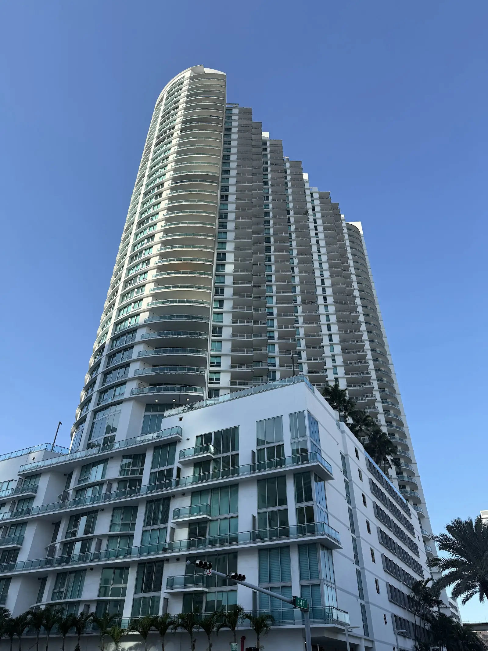 Wind by Neo, 350 S Miami Ave, Miami River
